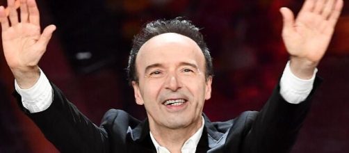 Roberto Benigni è Leone d'oro alla carriera, lo ritirerà alla prossima Mostra del Cinema di Venezia.