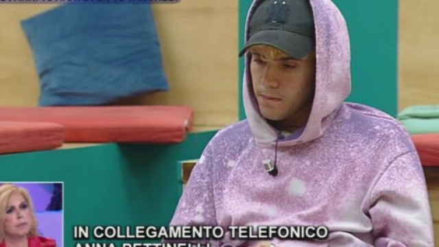 Amici 2021, Aka7even in crisi nella quinta puntata