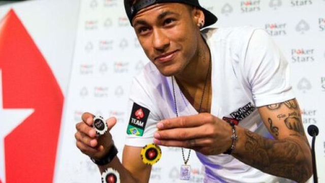 Neymar : 'Je me vois bien devenir joueur de poker professionnel après ma carrière' (Credit : Twitter officiel Poker Stars)