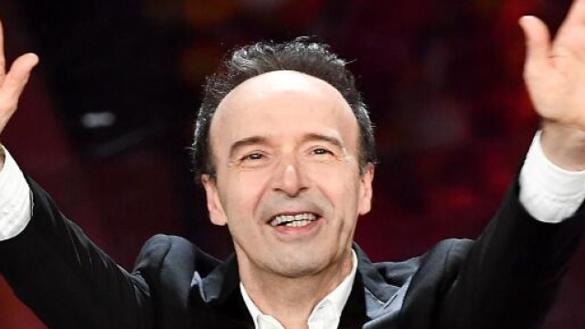 Roberto Benigni è Leone d'oro alla carriera, lo ritirerà alla prossima Mostra del Cinema di Venezia.