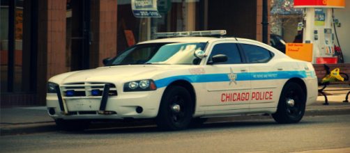 Un policía de Chicago abre fuego contra un niño de 13 años con las manos en alto. (Michael / Flickr)