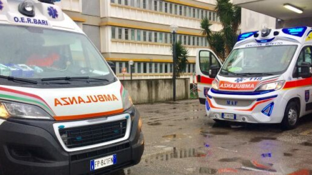 Giovane di 26 anni tenta il suicidio, cospargendosi di benzina, gravissimo a Torino.