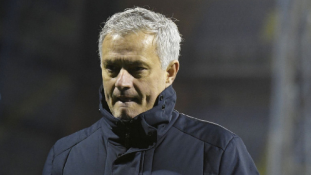 Jos&eacute; Mourinho non &egrave; pi&ugrave; l'allenatore del Tottenham