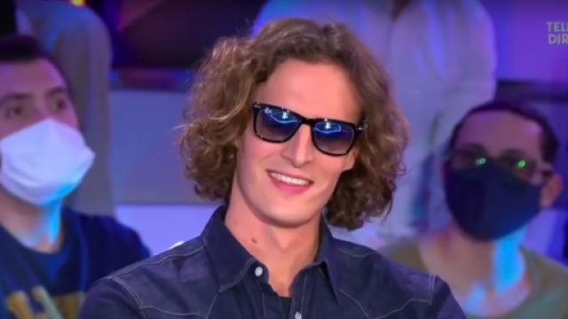 Paul de Saint-Sernin en roue libre sur Twitter - Photo capture d'écran vidéo Téléfoot