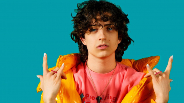 Sangiovanni: la sua canzone Lady &egrave; disco di platino.