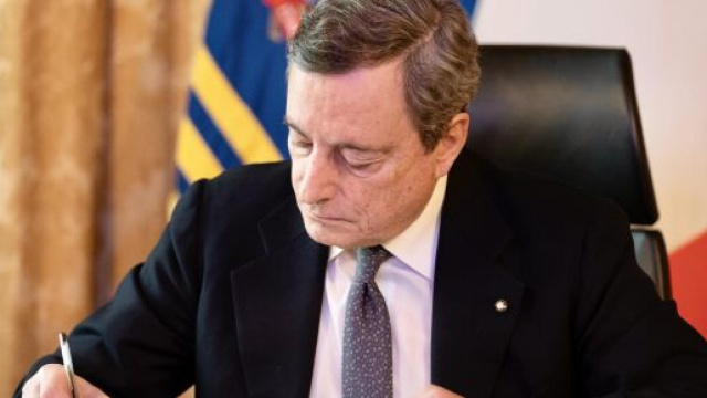 Nuovo decreto legge, il programma delle riaperture: Salvini frena: 'Ancora limitazioni'.