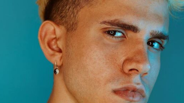 Aka7even, concorrente di Amici 20