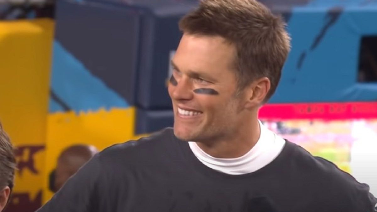 Super Bowl 2021: Tom Brady wins 7th ring; Former Patriots teammates, LeBron  James, Julian Edelman react 