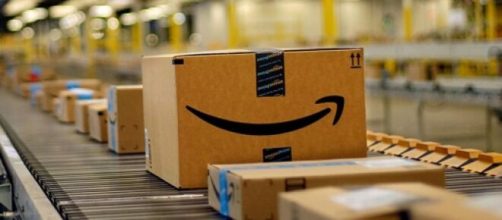 Amazon apre le assunzioni per magazzinieri.