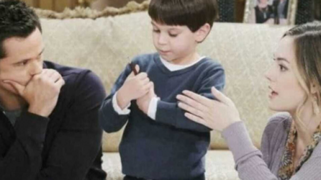 Beautiful: Thomas cerca di ingelosire Hope, usando Douglas,