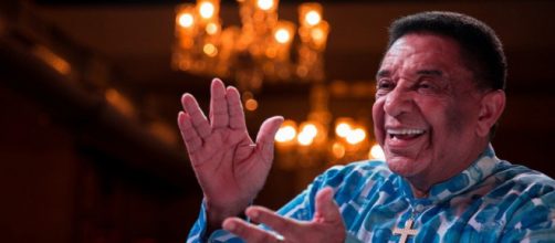 A voz forte e inconfundível do cantor Agnaldo Timóteo se cala para sempre aos 84 anos (Arquivo Blasting News)