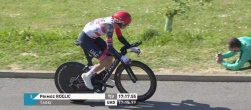 Tadej Pogačar nella prima tappa del Giro dei Paesi Baschi