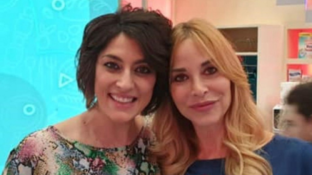 Isola dei Famosi, Orlando difende Zorzi e punge Elisa Isoardi: 'Ha visto un altro GF Vip'.