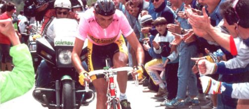 Franco Chioccioli in maglia rosa, foto da Facebook