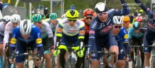 La vittoria di Jasper Philipsen alla Scheldeprijs Vlaanderen.