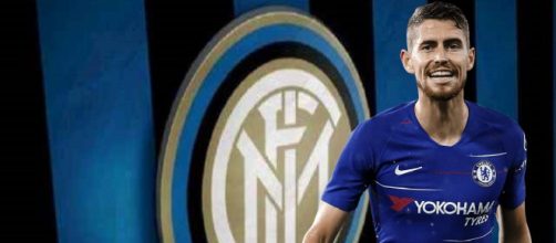 L'Inter pensa a Jorginho a centrocampo.