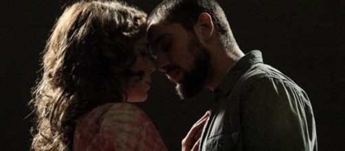 Vicente e Cristina em clima de romance em 'Império' (Reprodução/Rede Globo)