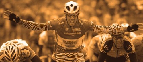 Mario Cipollini commenta le cadute al Giro d'Italia.