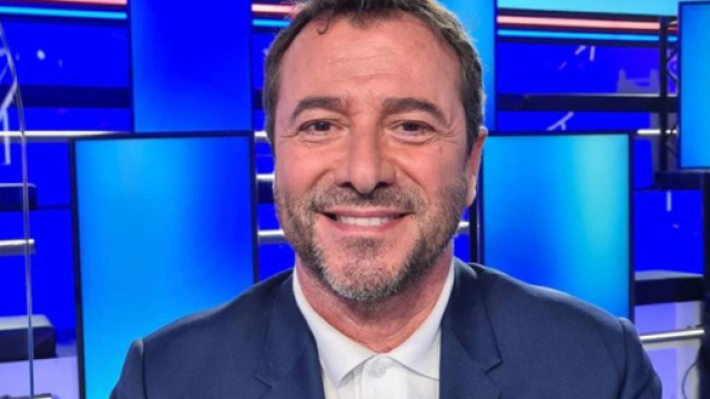 Le chroniqueur emblématique de TPMP Bernard Montiel - Photo Instagram @bernardmontiel