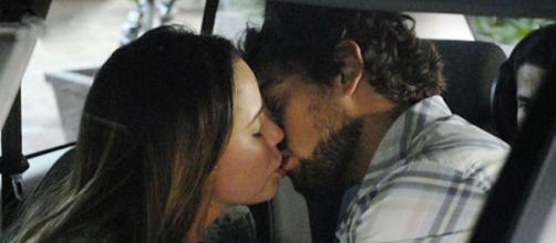 Eva verá os dois se beijando em 'A Vida da Gente' (Reprodução/Rede Globo)