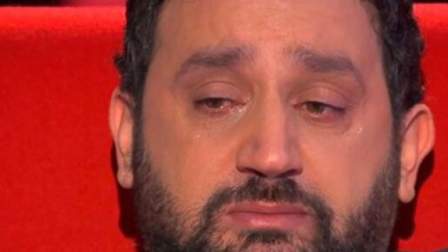 Le présentateur de TPMP Cyril Hanouna les larmes aux yeux - capture d’écran France 2