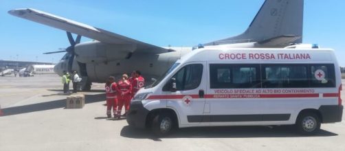 Aereo dell'Aeronautica trasporta paziente da Cagliari a Milano.