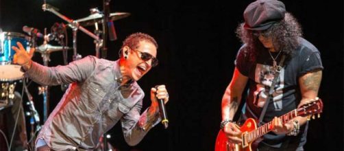 Slash insieme a Chester Bennington dei Linkin Park