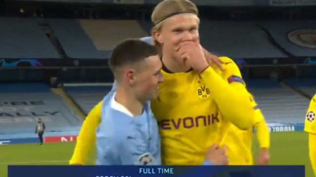 L'échange entre Phil Foden et Erling Haaland - Capture d'écran RMC Sport