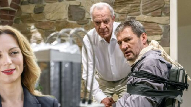 Tempesta d'Amore, anticipazioni tedesche: Ariane vuole suicidarsi.