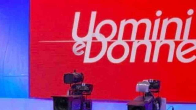 Anticipazioni Uomini e Donne: venerdì 28 maggio ultima puntata della stagione, poi pausa estiva.