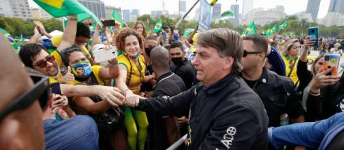 Bolsonaro é criticado por causar aglomeração no Rio de Janeiro (Alan Santos/PR)