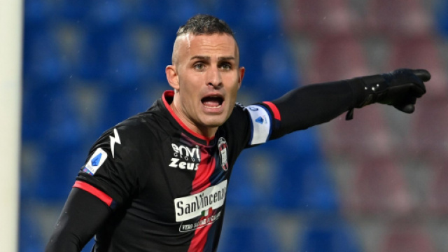 Crotone, possibile addio per Cordaz.