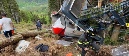 Strage della funivia a Stresa, tre fermati ammettono: freno di emergenza volutamente non attivato.