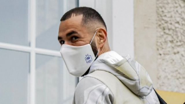 L’arrivée de Karim Benzema à Clairefontaine (Photo : Equipe de France de football)
