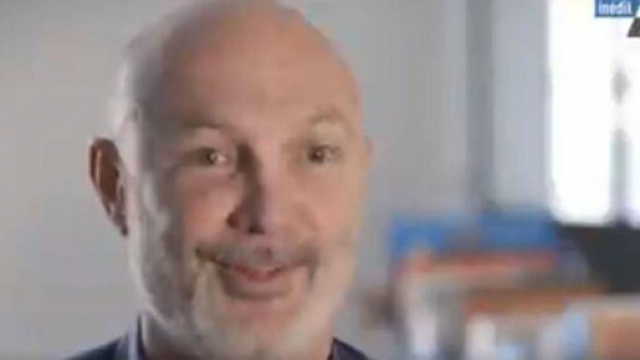 La beuverie des Bleus apr&egrave;s l'Euro 2000 racont&eacute;e par Barthez, Petit et Leb&oelig;uf (Source : capture de La chaine L'Equipe)