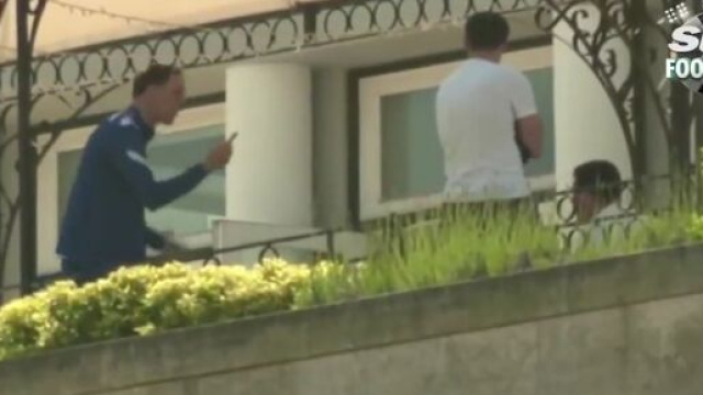 Filmé à son insu, Thomas Tuchel imite Guardiola devant les joueurs de son effectif (Photo : The Sun Football - capture)