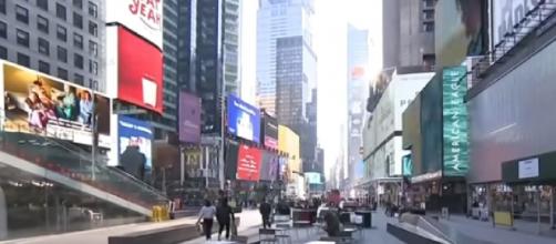 New York City makes plans to fully reopen as coronavirus vaccinations fall (Image source: CBS News/YouTube])