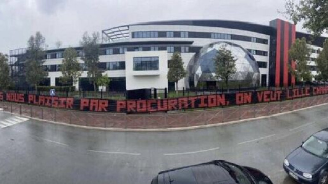 Lille - Nice : les supporters niçois voulaient la défaite de leur équipe (Source : Twitter officiel RMC Sport)