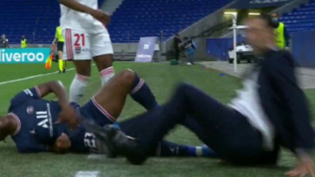 Buchanan fauche Baltimore qui fait tomber son entraîneur (Photo : video Canal+)