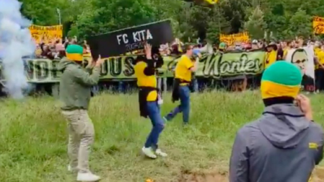 Les supporters du FC Nantes en sont venus aux mains après la rencontre - Photo capture d'écran vidéo Twitter
