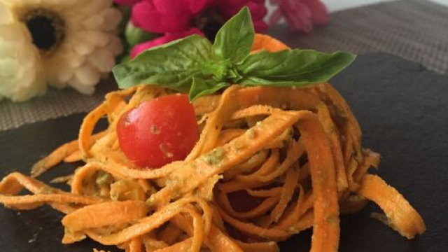 Spaghettini di carote davvero gustosi e semplici da fare.