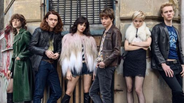 Noi i ragazzi dello zoo di Berlino, il cast della serie tv tratta ... - sky.it