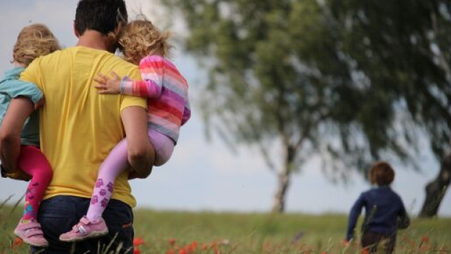 Assegno unico 2021, da luglio la soluzione ponte: fino a 217 euro.