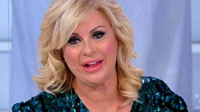 Uomini e Donne: Tina dovrebbe essere opinionista solo di alcune delle nuove puntate.