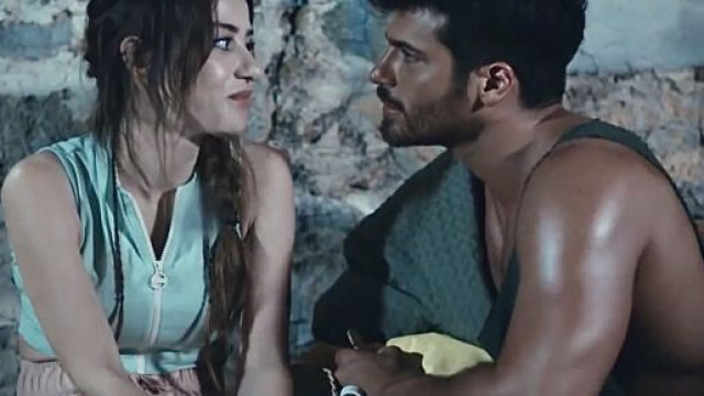 Mr Wrong, trama al 25/06: Inal e il suo vicino iniziano una relazione segreta.