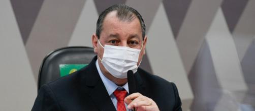 Omar Aziz critica Bolsonaro por condução da crise sanitária (Edilson Rodrigues/Agência Senado)