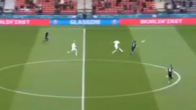 le lob magnifique de 50 mètres de Patrick Schick (Credit : BeIN Sport - capture)
