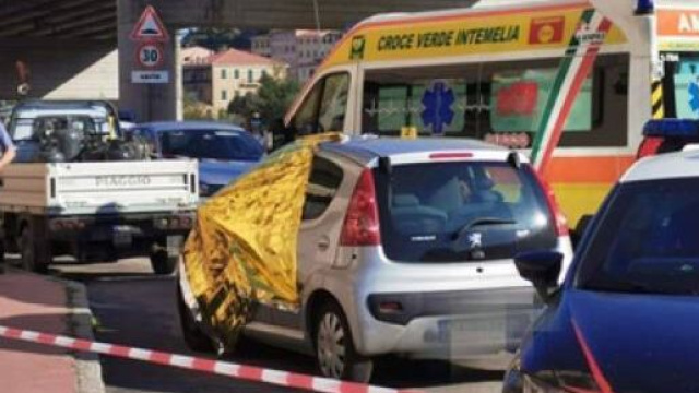 Roverino di Ventimiglia, uccide la sua ex e poi si toglie la vita | quotidiano.net