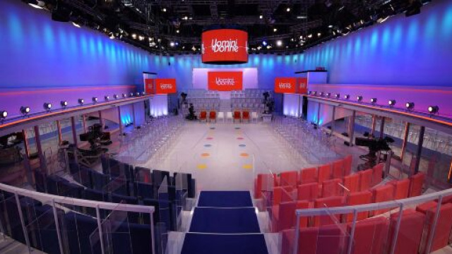 Uomini e donne, anticipazioni settembre: Tina Cipollari non lascia il programma Mediaset.