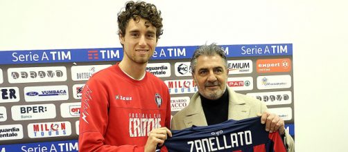 Nicolò Zanellato quando venne presentato al Crotone.